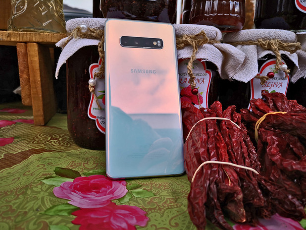 Samsung Galaxy S10+ Samsung Galaxy S10+