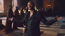 pilou-asbaek2