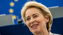 Урсула фон дер Лайен Урсула фон дер Лайен